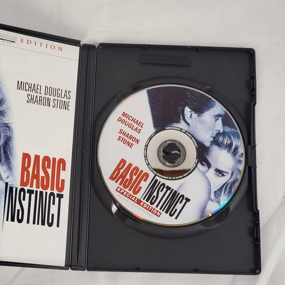 Basic Instinct (Special Edition, DVD) - Picture 2 of 3